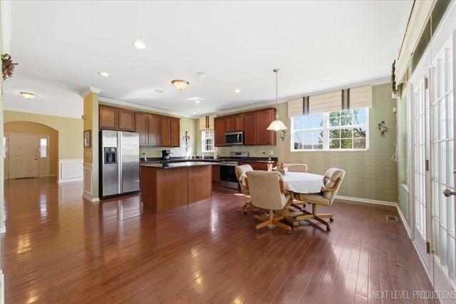 4471 E Millbrook Circle, Yorkville, IL 60560