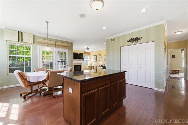 4471 E Millbrook Circle, Yorkville, IL 60560