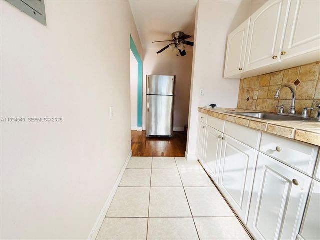 555 SW 16th Avenue 11, Miami, FL 33135