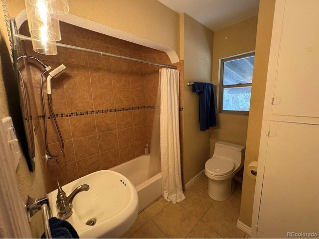 3520 High Ct, Wheat Ridge, CO 80033