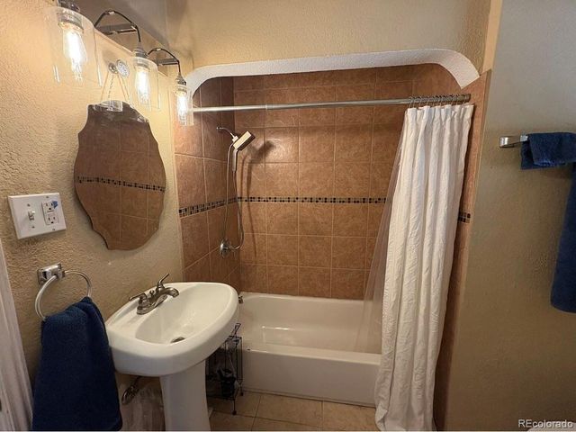 3520 High Ct, Wheat Ridge, CO 80033