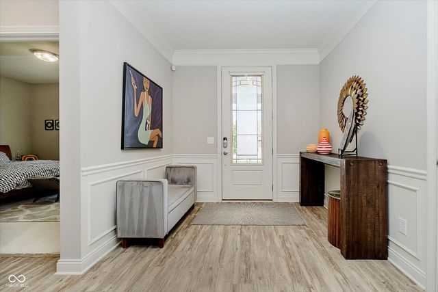 9587 Summerton Drive, Fishers, IN 46037