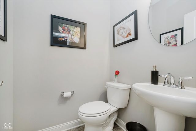 9587 Summerton Drive, Fishers, IN 46037