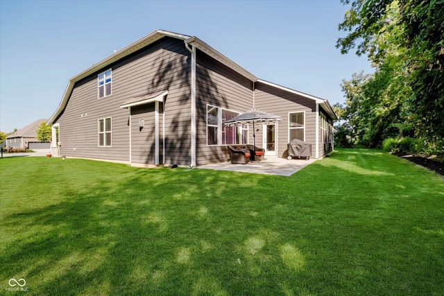 9587 Summerton Drive, Fishers, IN 46037