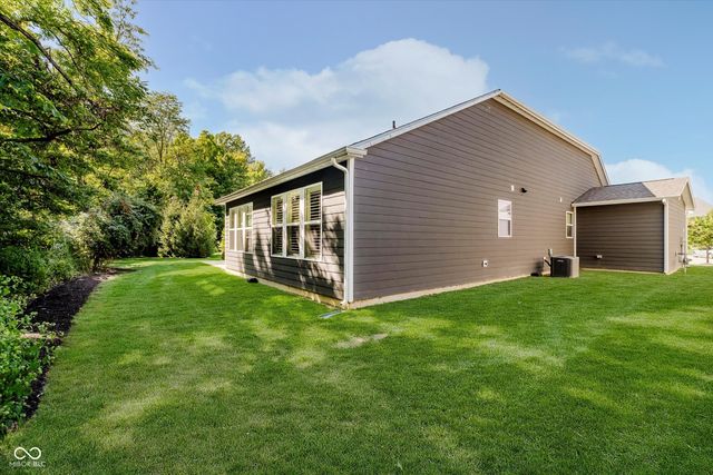 9587 Summerton Drive, Fishers, IN 46037