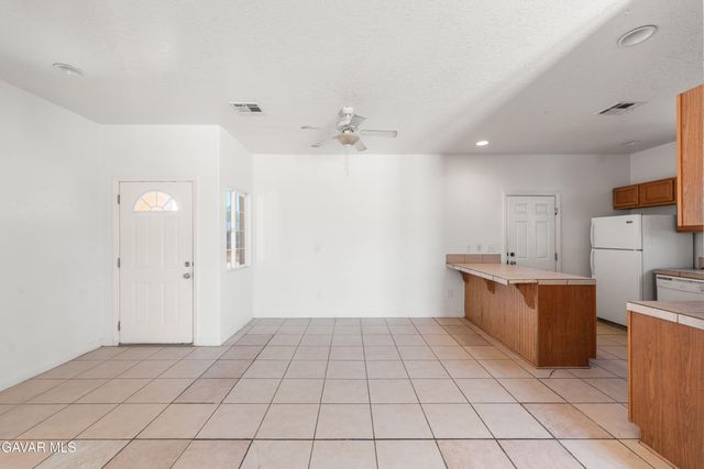 8336 Tamarack Avenue, California City, CA 93505