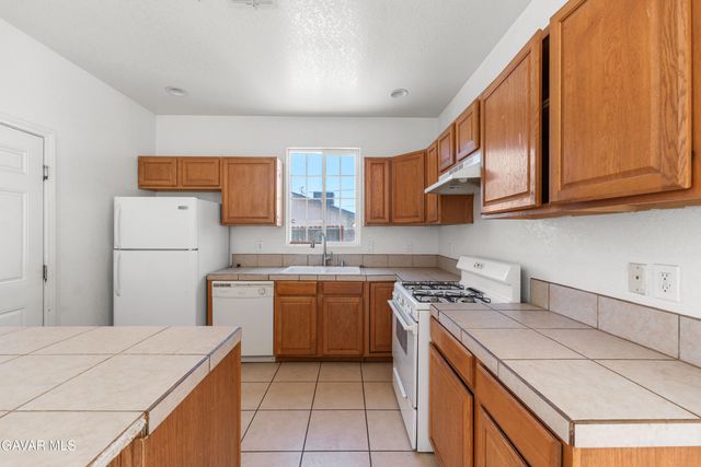 8336 Tamarack Avenue, California City, CA 93505