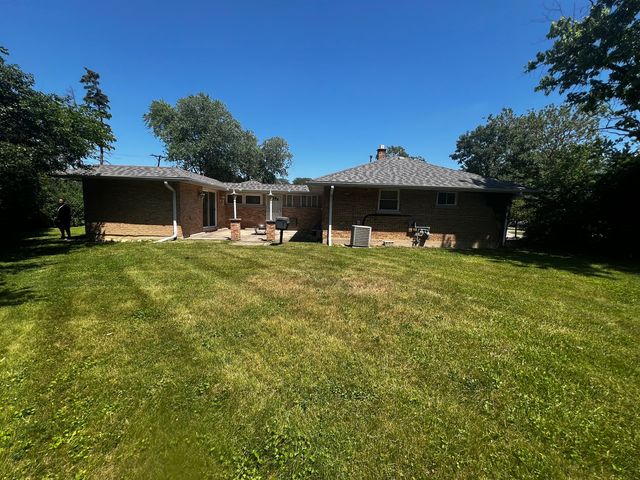 2544 Spruce Road, Homewood, IL 60430