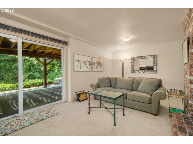 1662 FIRCREST Dr, Lake Oswego, OR 97034