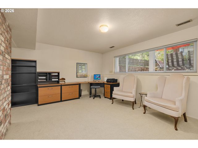 1662 FIRCREST Dr, Lake Oswego, OR 97034