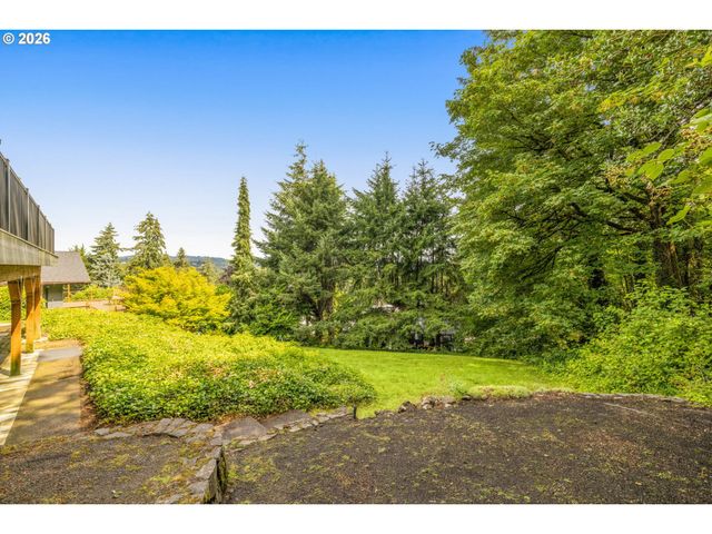 1662 FIRCREST Dr, Lake Oswego, OR 97034