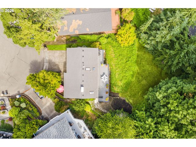 1662 FIRCREST Dr, Lake Oswego, OR 97034