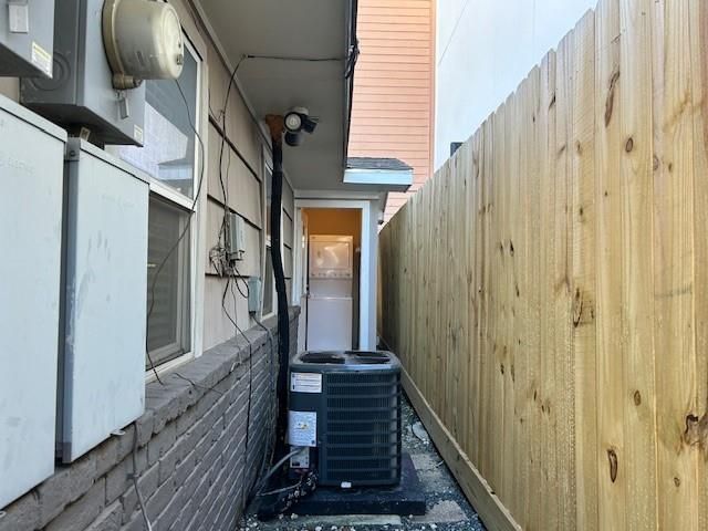 4401 Marina Street B, Houston, TX 77007