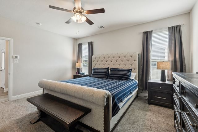 622 Summer Grove Drive, Midlothian, TX 76065