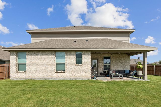 622 Summer Grove Drive, Midlothian, TX 76065