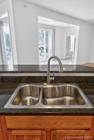 12777 Zinnia Court, Huntley, IL 60142