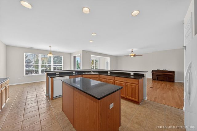 12777 Zinnia Court, Huntley, IL 60142