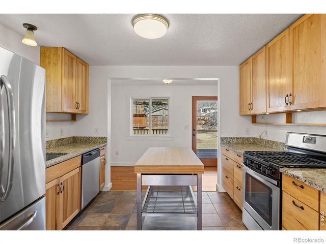 240 Main Street, Lyons, CO 80540