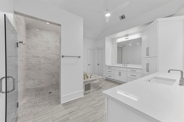 401 Leigh Court, Highland Village, TX 75077