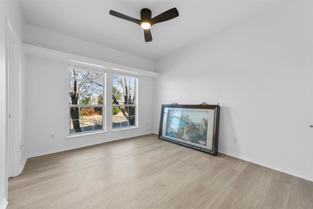 401 Leigh Court, Highland Village, TX 75077