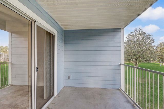 708 SECRET HARBOR UNIT 204 LANE 204, Lake Mary, FL 32746