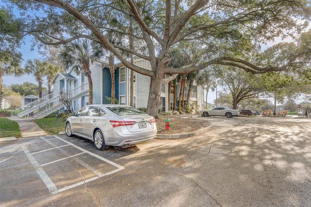 708 SECRET HARBOR UNIT 204 LANE 204, Lake Mary, FL 32746