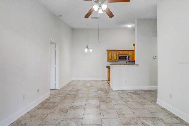 708 SECRET HARBOR UNIT 204 LANE 204, Lake Mary, FL 32746
