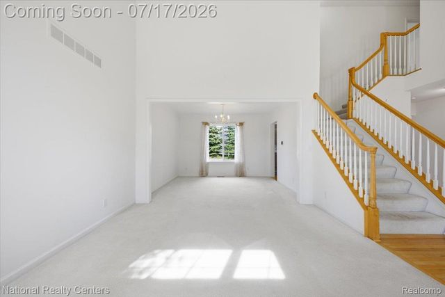 5741 Bingham Drive, Commerce Charter Township, MI 48382