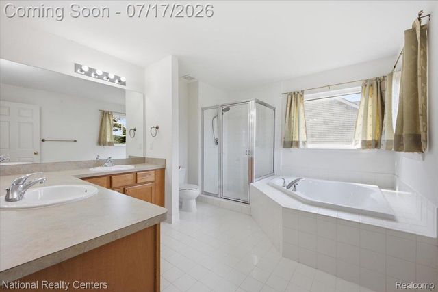 5741 Bingham Drive, Commerce Charter Township, MI 48382