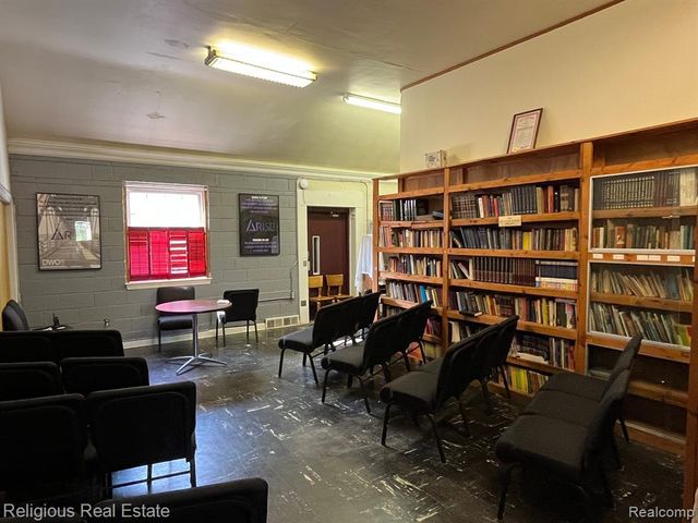 18700 Joy Road, Detroit, MI 48228