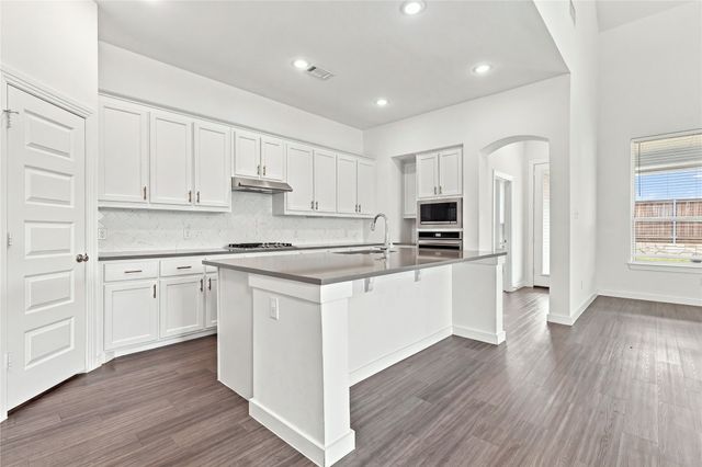 2410 Doncaster Drive, Forney, TX 75126