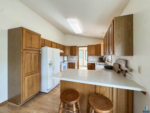 6413 W Hillary Dr Drive, Sioux Falls, SD 57106