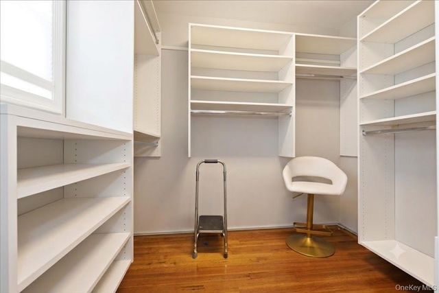 351 Hewlett Parkway, Hewlett, NY 11557