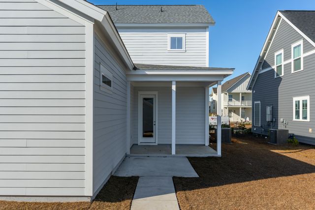723 Rumbling Leaf Lane, Summerville, SC 29486