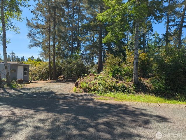 2100 266th Place, Ocean Park, WA 98640