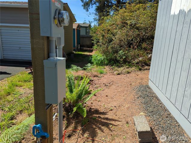 2100 266th Place, Ocean Park, WA 98640