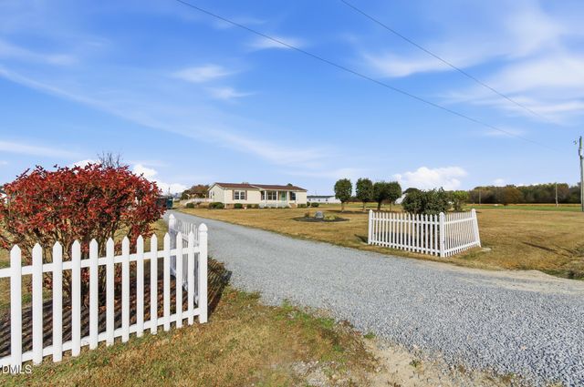 1265 NE Railroad Street Extended, Whitakers, NC 27891