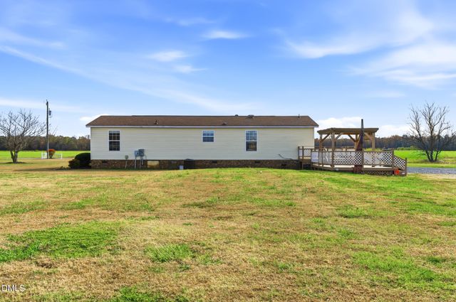 1265 NE Railroad Street Extended, Whitakers, NC 27891