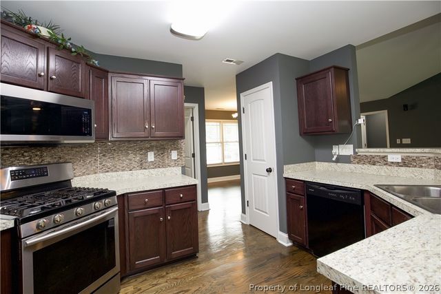 74 Jaylin Oaks Drive, Spring Lake, NC 28390