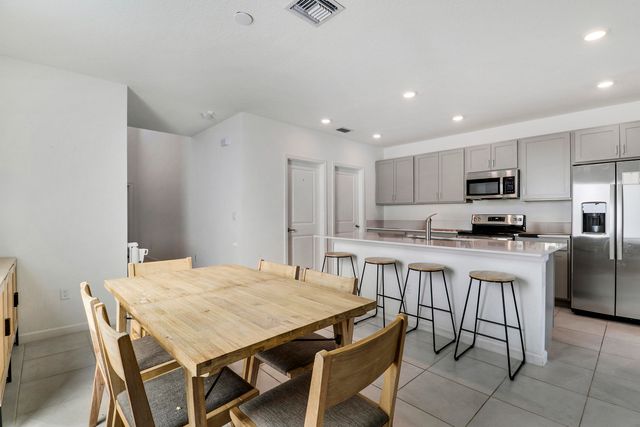 4233 Troon Place, Fort Pierce, FL 34947