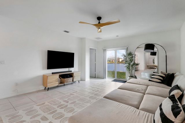 4233 Troon Place, Fort Pierce, FL 34947