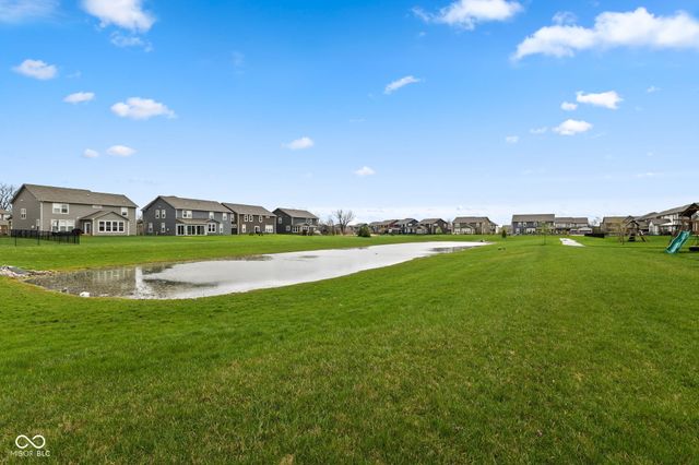 9719 Cimmaron Avenue, Mccordsville, IN 46055