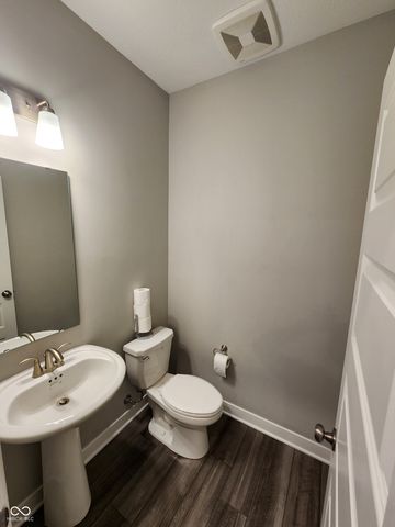 9719 Cimmaron Avenue, Mccordsville, IN 46055