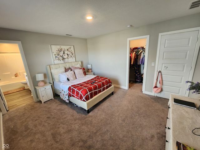 9719 Cimmaron Avenue, Mccordsville, IN 46055