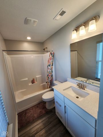 9719 Cimmaron Avenue, Mccordsville, IN 46055