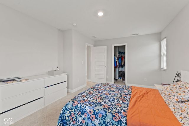 9719 Cimmaron Avenue, Mccordsville, IN 46055