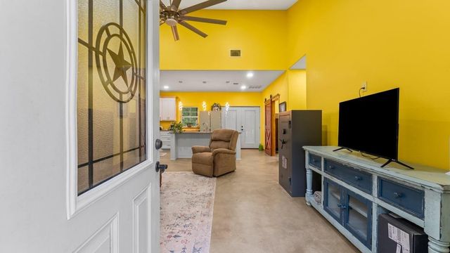 13052 Fm 1818, Huntington, TX 75949