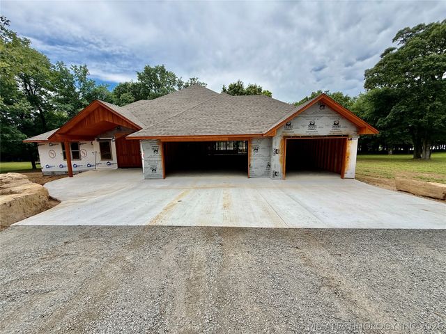 418210 E 1200, Eufaula, OK 74432