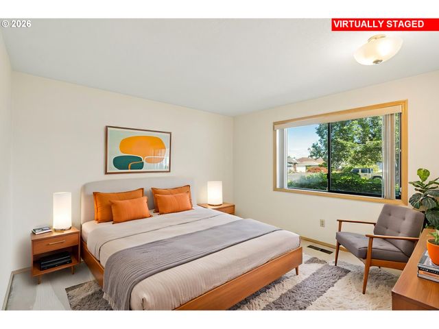 15820 Ne SAN RAFAEL St, Portland, OR 97230