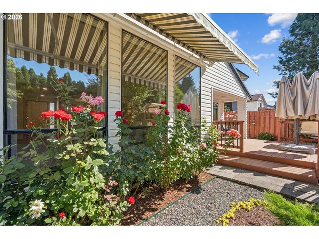 15820 Ne SAN RAFAEL St, Portland, OR 97230
